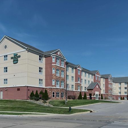 Homewood Suites By Hilton Cedar Rapids-North Екстериор снимка