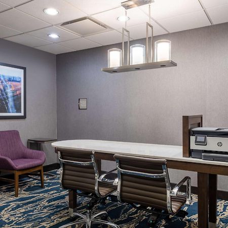 Homewood Suites By Hilton Cedar Rapids-North Екстериор снимка